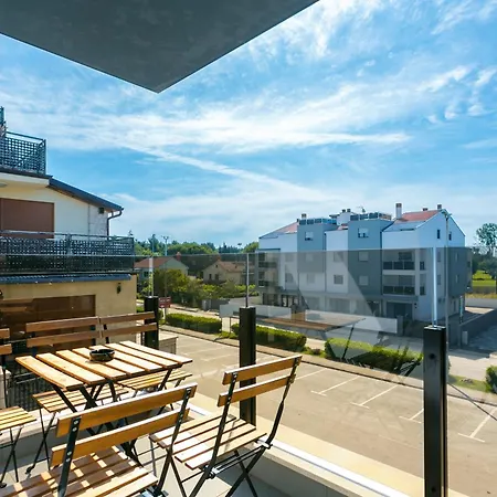 Nevia - A6 - Mpolo 아파트 *